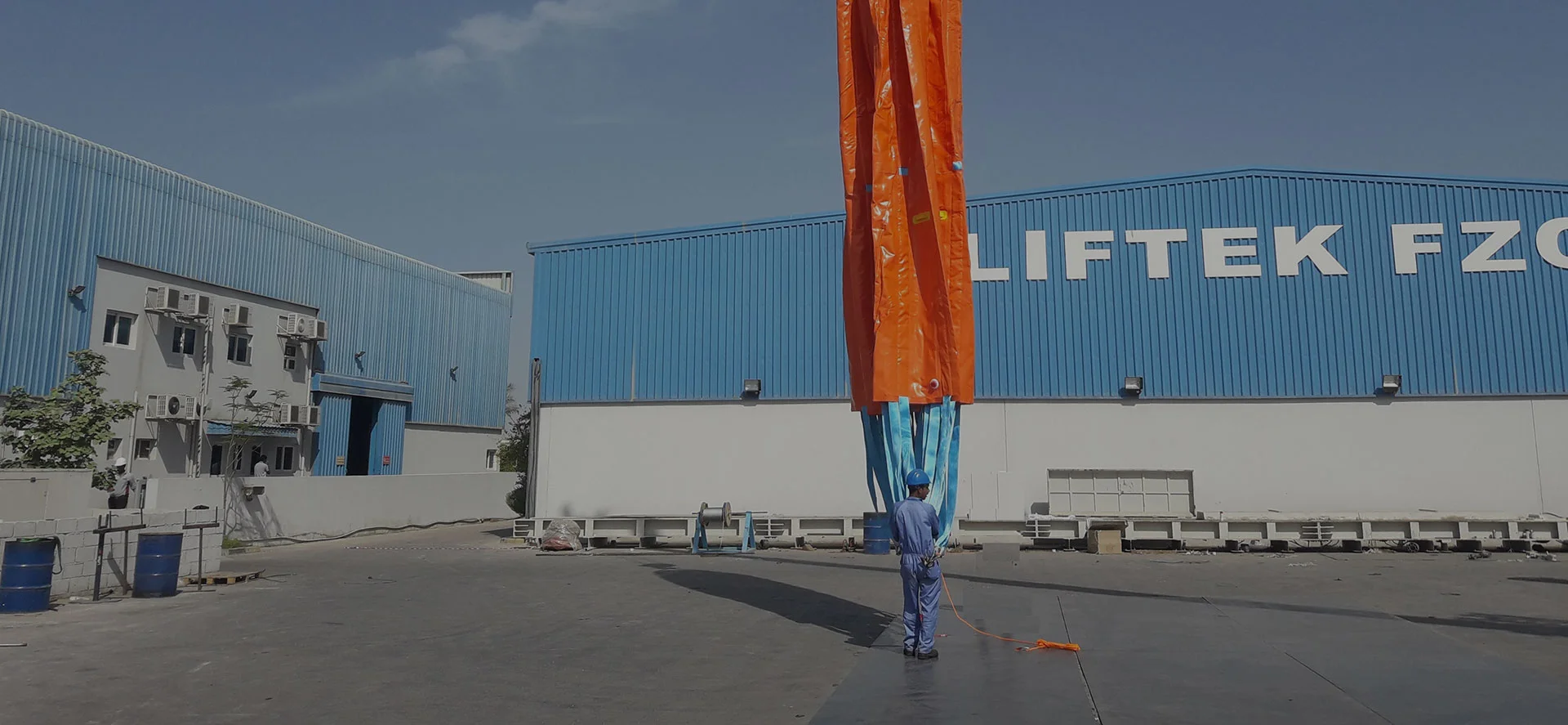 Subsea air lift bags used for underwater lifting and marine buoyancy operations