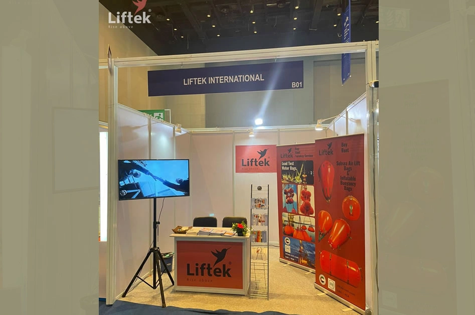 Liftek team discussing lifting solutions INMEX SMM India 2022