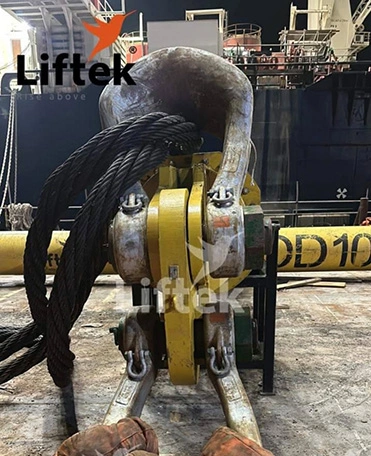 Shackle and rope arrangement for 2065 mt load test